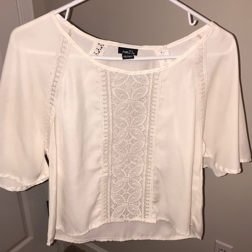 beautiful creme blouse